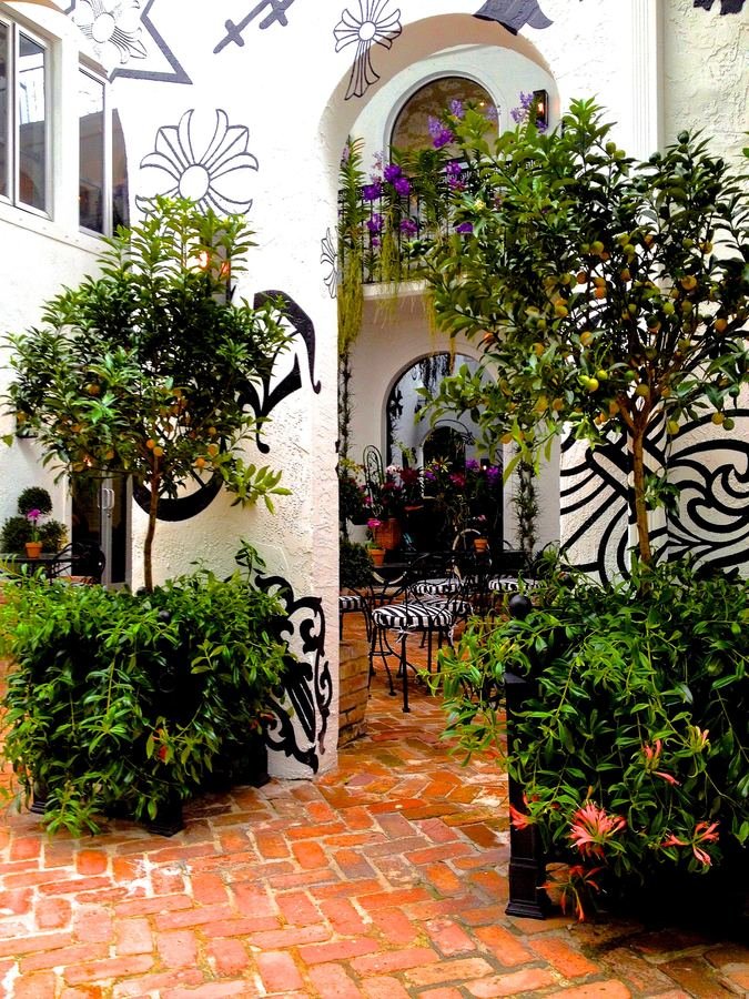 Chrome Hearts courtyard in Miami with sculptural plantings